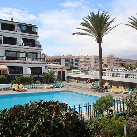 Casa Amarilla *